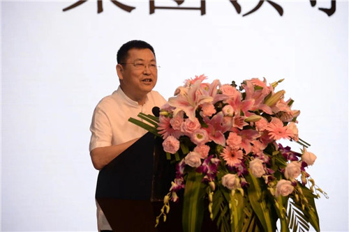 嚴.jpg
